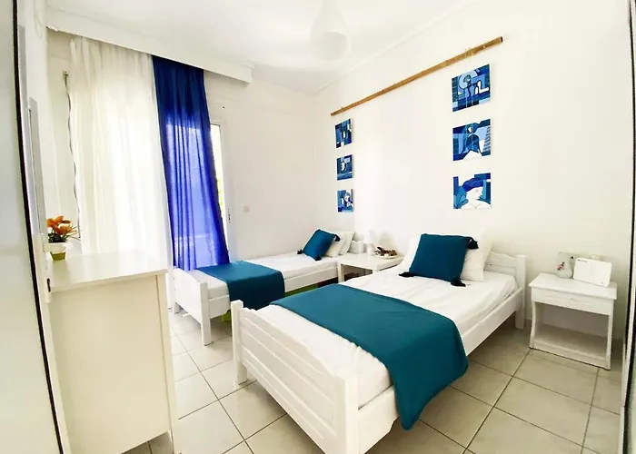 Daire Cozy In Skala Fourkas, 2 Bedroom 100m/beach Skála Foúrkas
