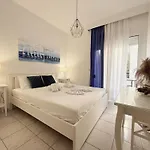 Daire Cozy In Skala Fourkas, 2 Bedroom 100m/beach Skála Foúrkas