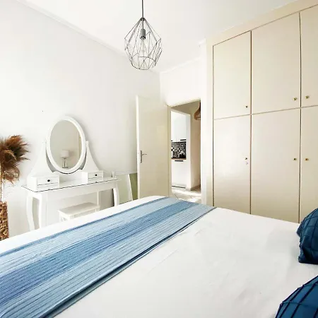 Cozy In Skala Fourkas, 2 Bedroom 100m/beach Apartment