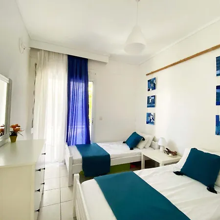 Cozy In Skala Fourkas, 2 Bedroom 100m/beach Apartment *