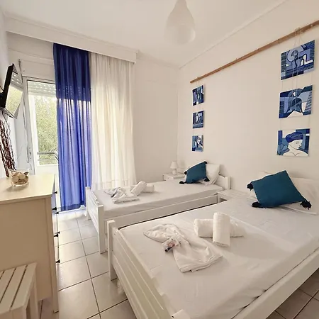 Cozy In Skala Fourkas, 2 Bedroom 100m/beach 아파트 *