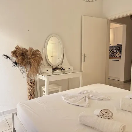 Cozy In Skala Fourkas, 2 Bedroom 100m/beach Skála Foúrkas